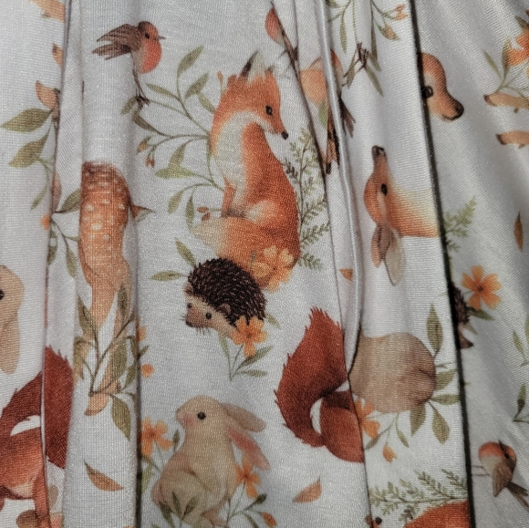 2 adorable dresses - Picture 3 of 4